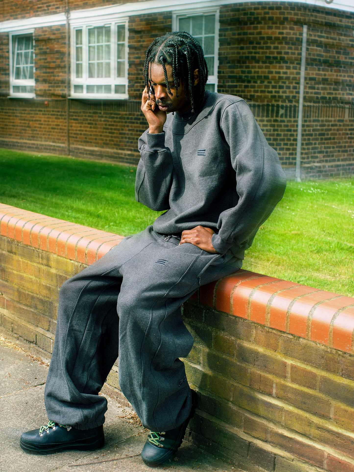 CONCRETELOCK CREWNECK