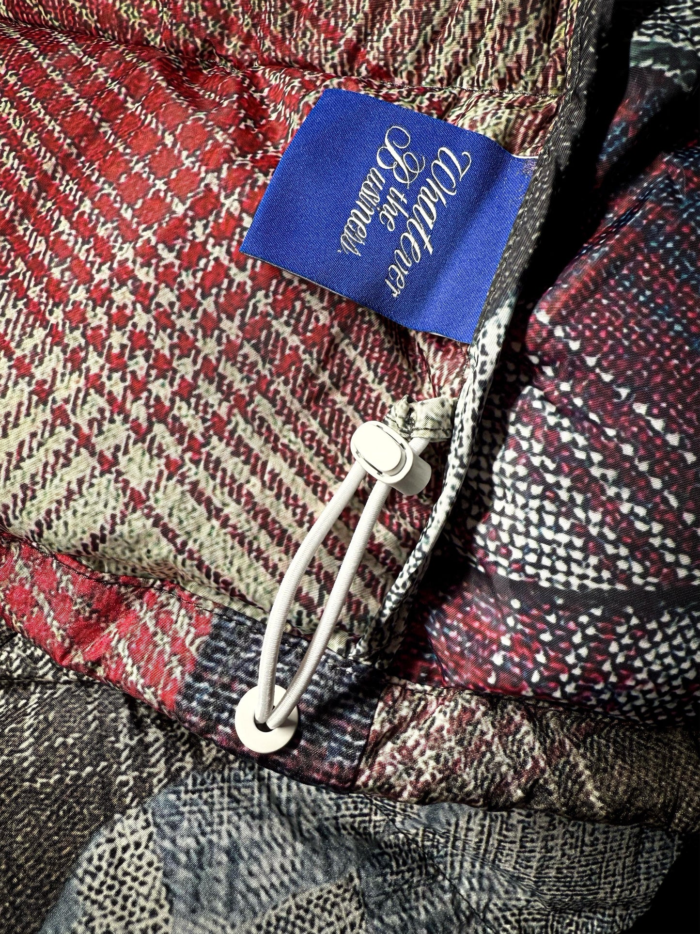 SWATCHBOOK OBLIQUE PUFFER