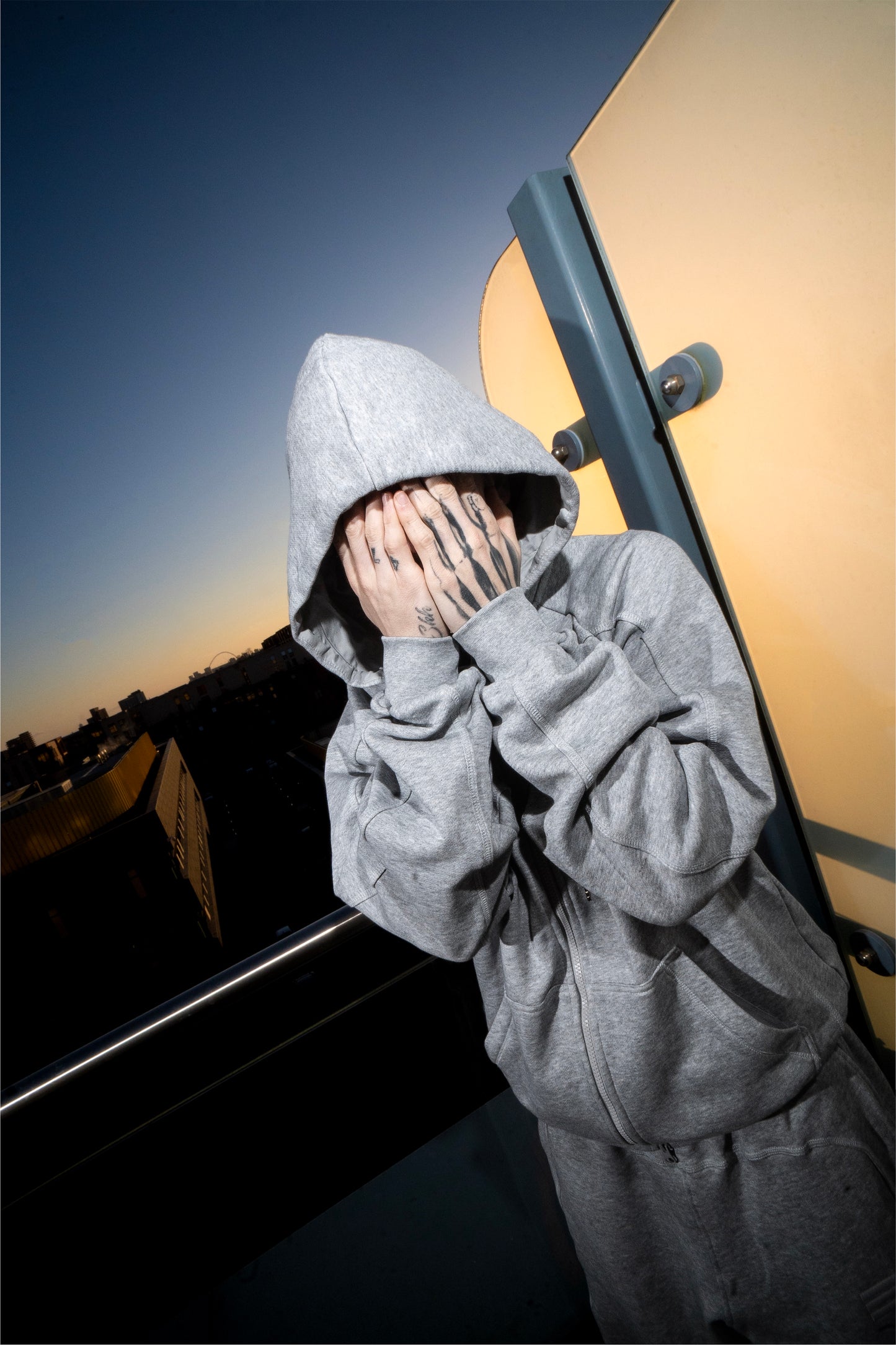 GREY OVERLOCK HOODIE