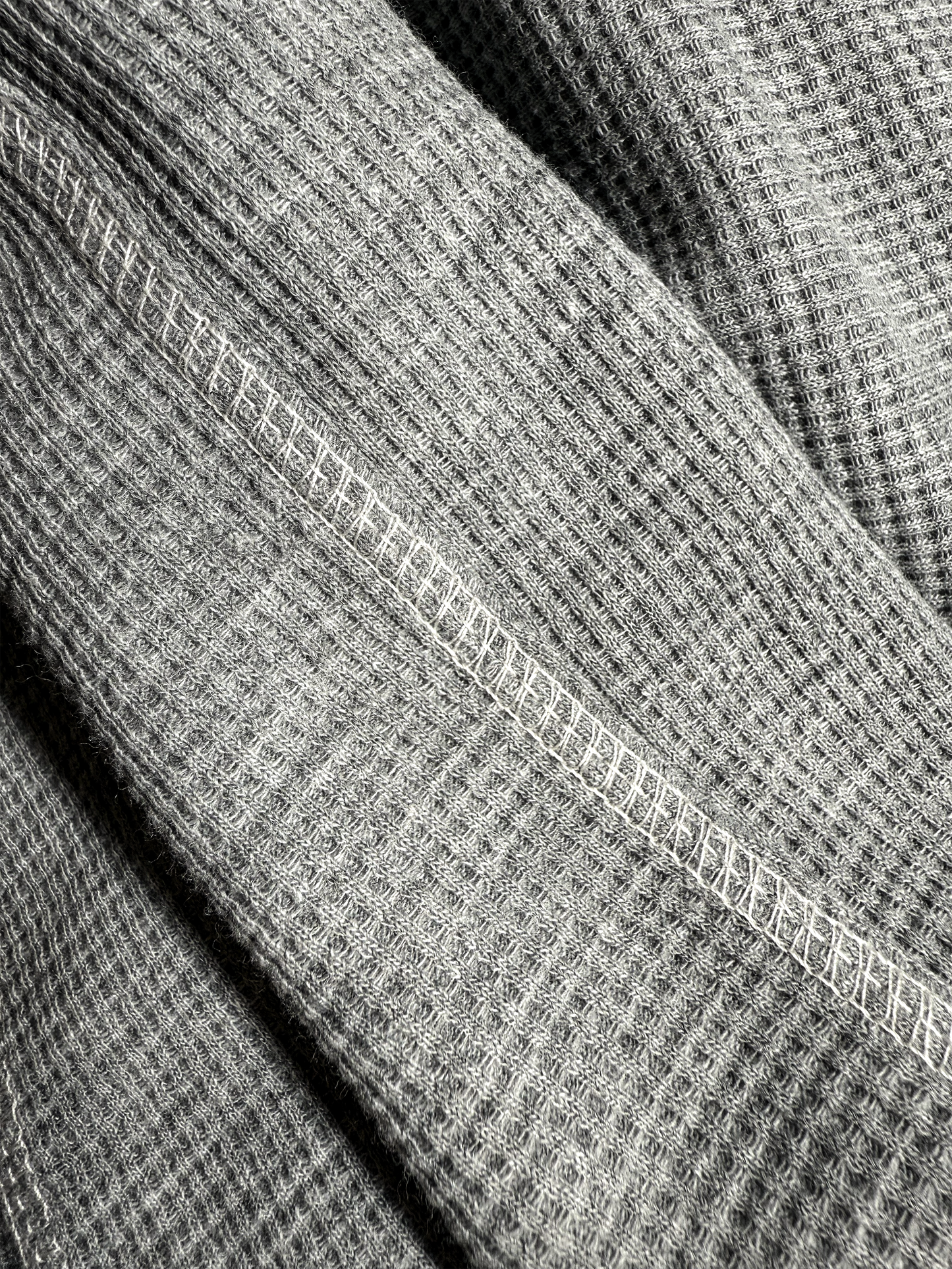 HEATHERED OVERLOCK WAFFLE