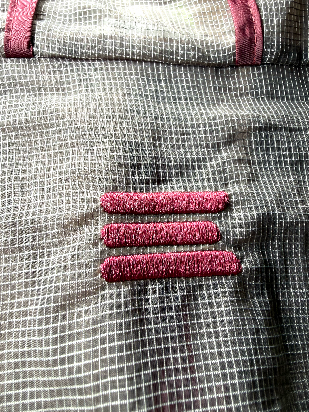 BURGUNDY SOLAR JACKET