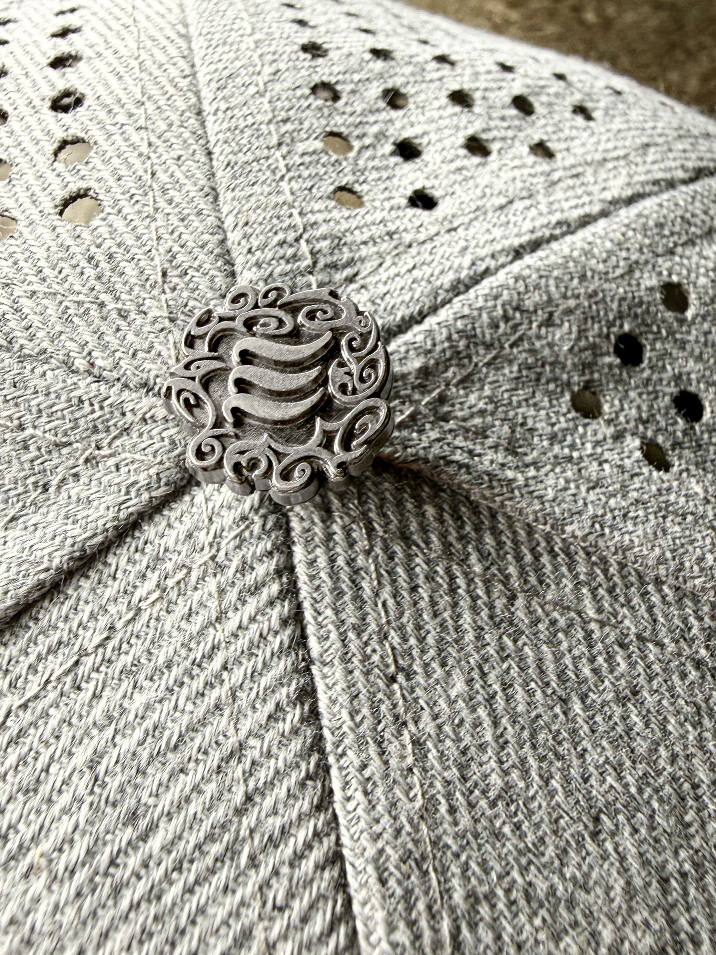 PERFORATED 18WHEELER
